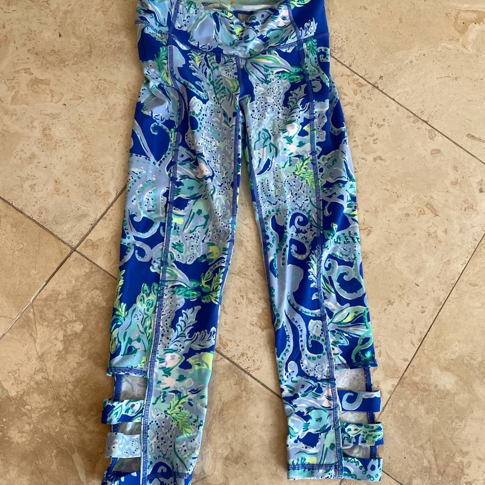Cute Lilly Pulitzer leggings size XS